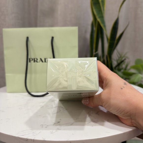 Prada - Infusion de Santal Chai with Sandalwood & Citrus - Picture 9 of 9